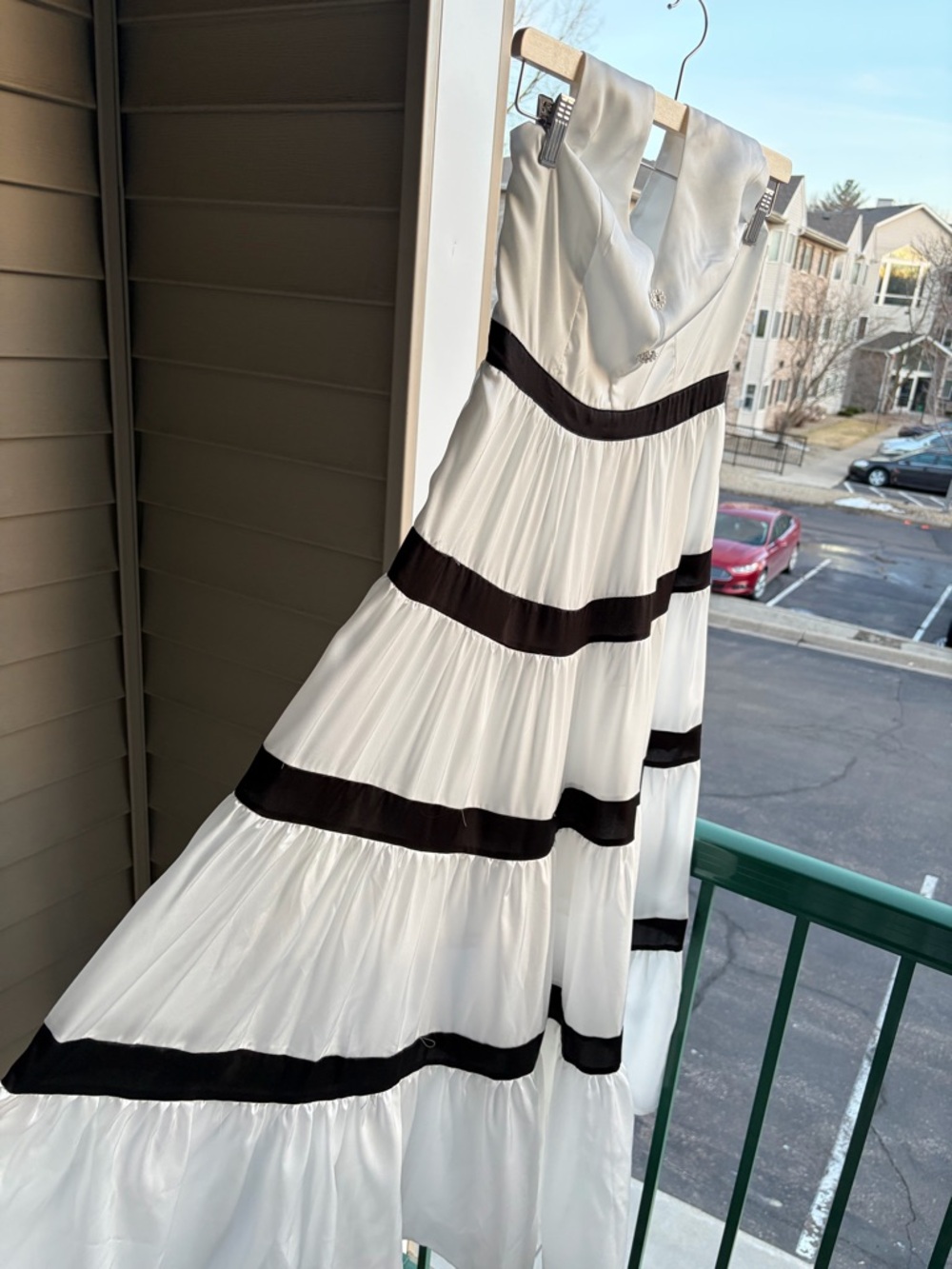 🆕🥥 Ipponelli White & Black Tiered Maxi Dress Pearl Button Elegant Flowy Size S - Picture 5 of 17